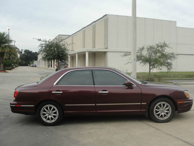 Hyundai XG350 2003 photo 1