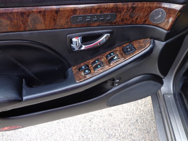 Hyundai XG350 2003 photo 10