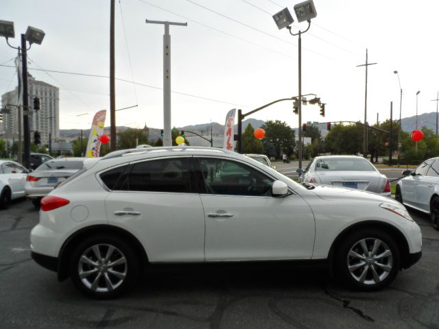 Infiniti EX35 2008 photo 2