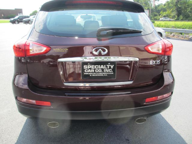 Infiniti EX35 2011 photo 2
