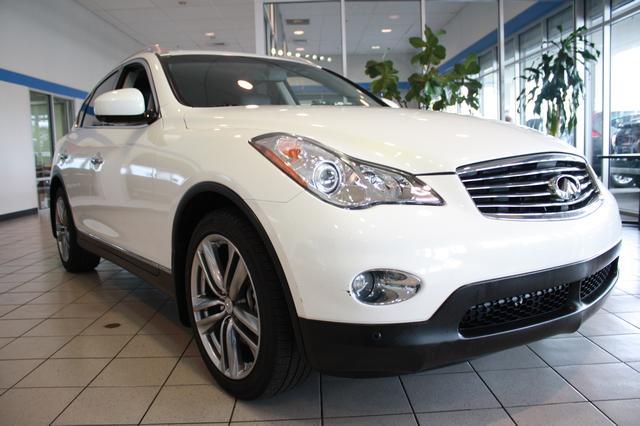 Infiniti EX35 2011 photo 3
