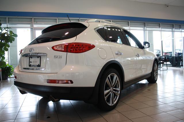 Infiniti EX35 2011 photo 4