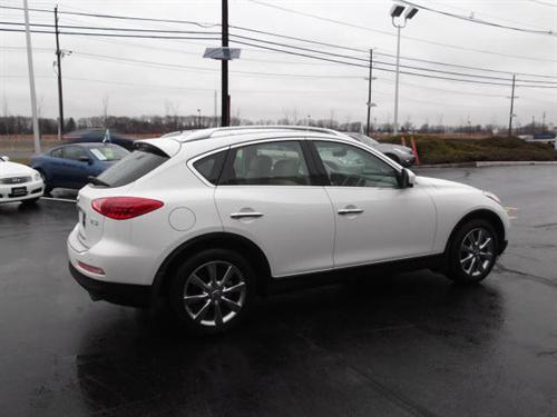 Infiniti EX35 2012 photo 2