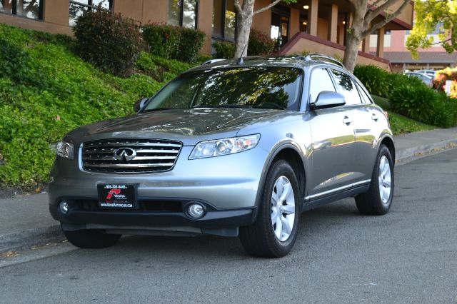 Infiniti FX Eddie Bauer 4-door 4WD SUV