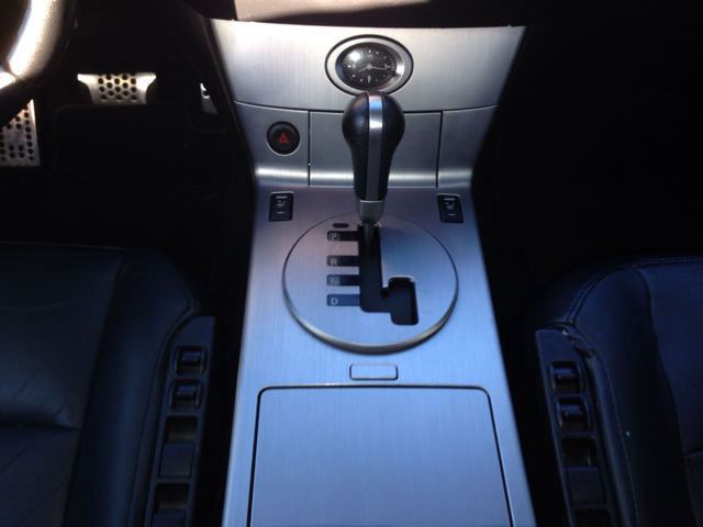 Infiniti FX 2004 photo 2