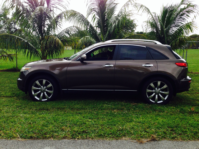 Infiniti FX 2004 photo 1
