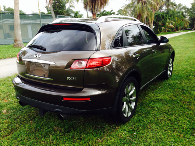 Infiniti FX 2004 photo 2