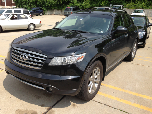 Infiniti FX 2008 photo 2