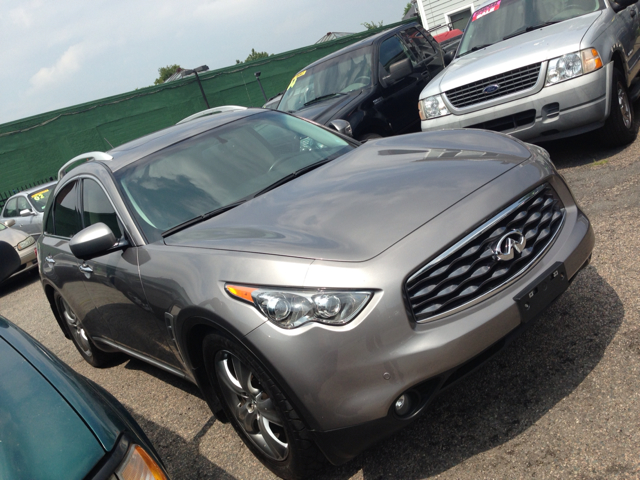 Infiniti FX 2009 photo 2