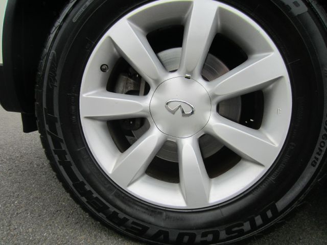 Infiniti FX35 2003 photo 43