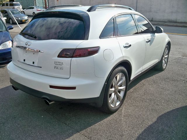 Infiniti FX35 2003 photo 4