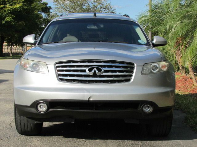 Infiniti FX35 2003 photo 3