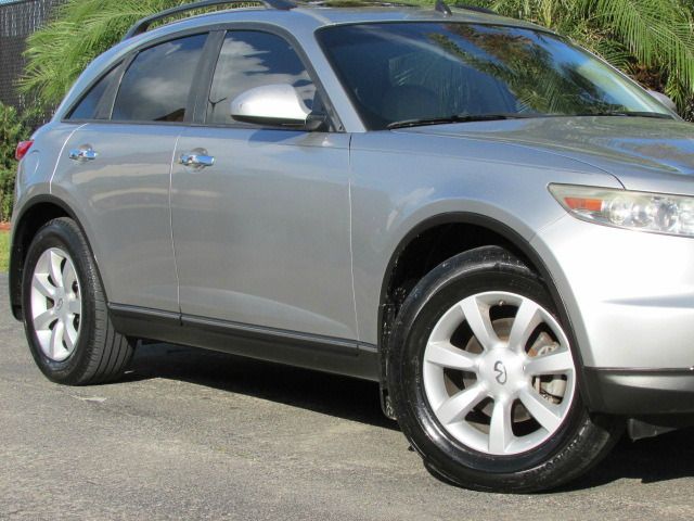 Infiniti FX35 2003 photo 4
