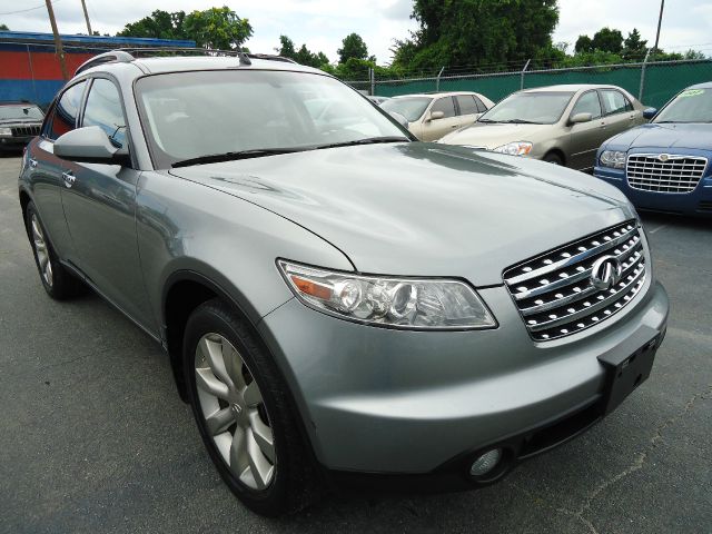 Infiniti FX35 2003 photo 2