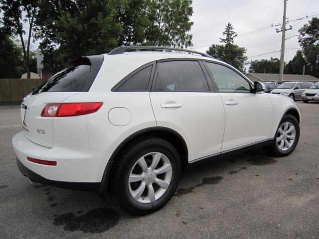Infiniti FX35 2004 photo 1