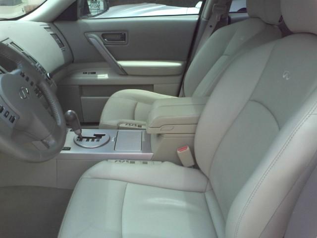 Infiniti FX35 2004 photo 5