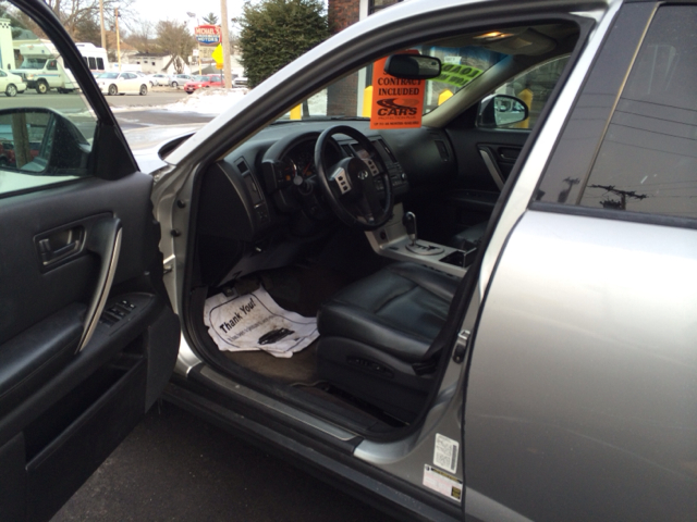 Infiniti FX35 2004 photo 3