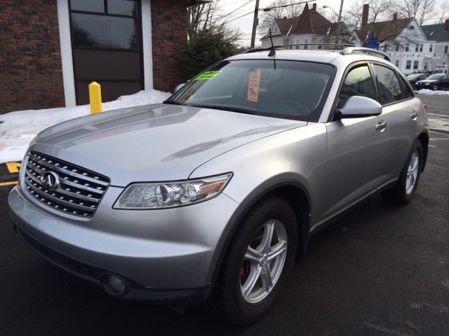 Infiniti FX35 2004 photo 4