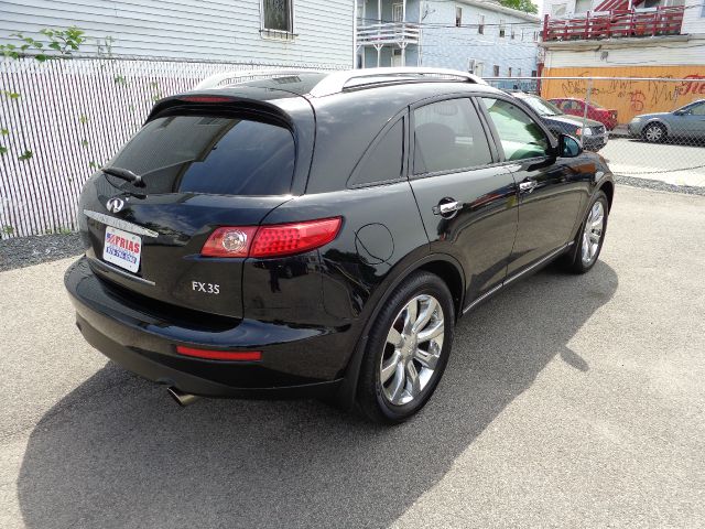 Infiniti FX35 2004 photo 1