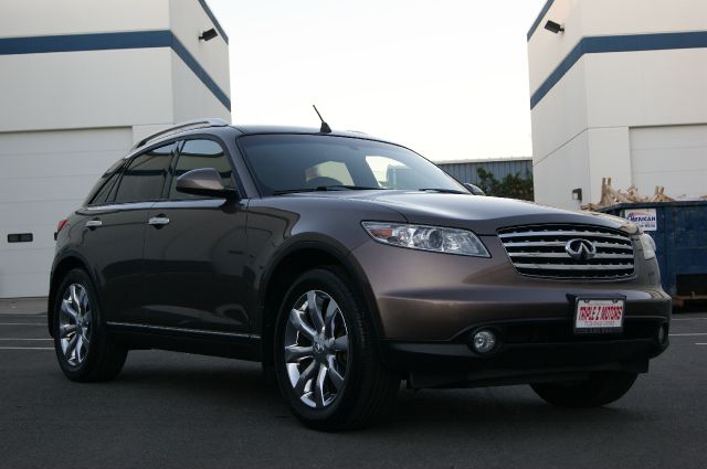 Infiniti FX35 2004 photo 1