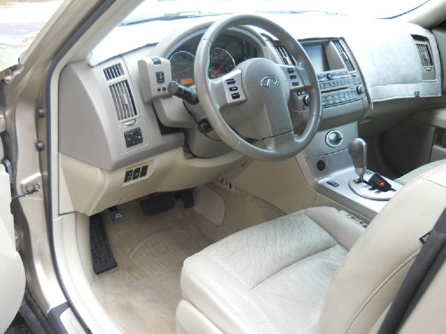 Infiniti FX35 Eddie Bauer 4-door 4WD SUV