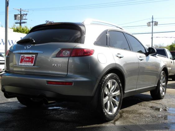 Infiniti FX35 2004 photo 3