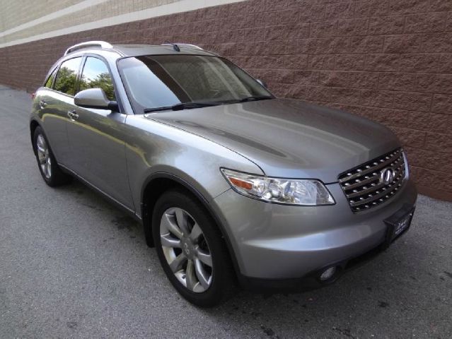 Infiniti FX35 2004 photo 3