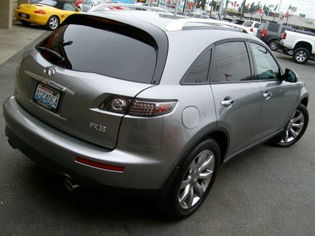 Infiniti FX35 2005 photo 3