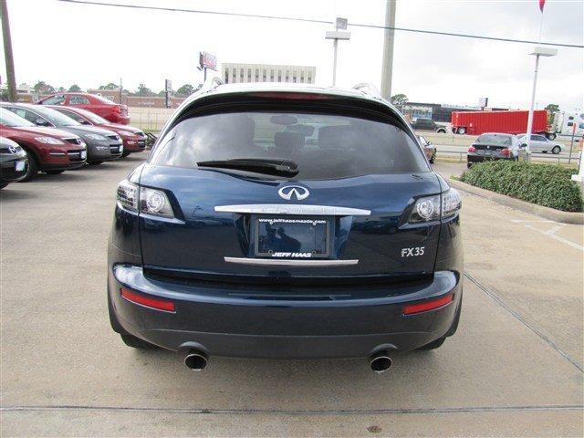 Infiniti FX35 2005 photo 4