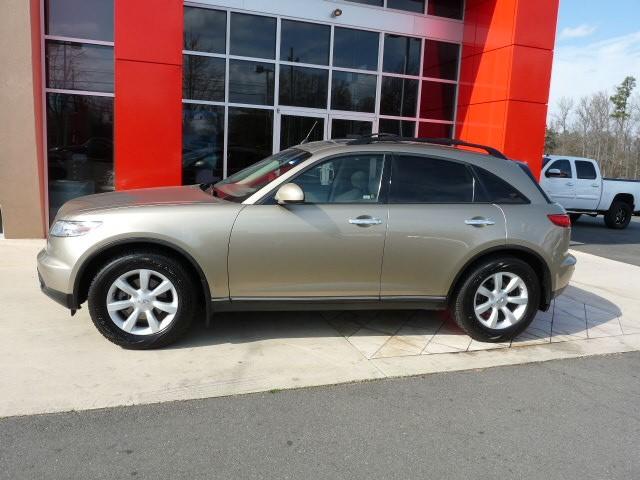 Infiniti FX35 2005 photo 1