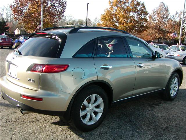 Infiniti FX35 2005 photo 3