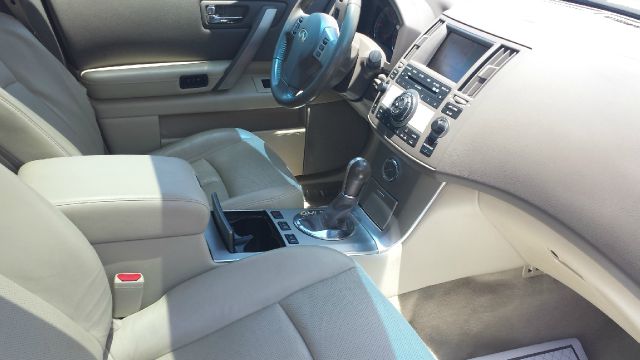 Infiniti FX35 2006 photo 12