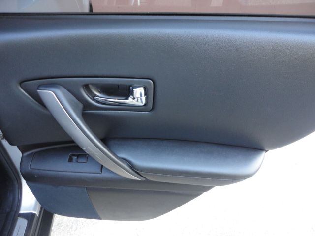 Infiniti FX35 2006 photo 18