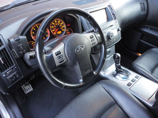 Infiniti FX35 2006 photo 22