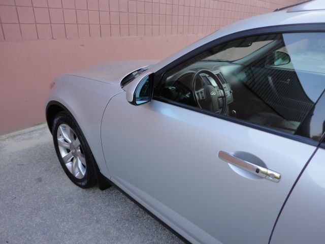 Infiniti FX35 2006 photo 25