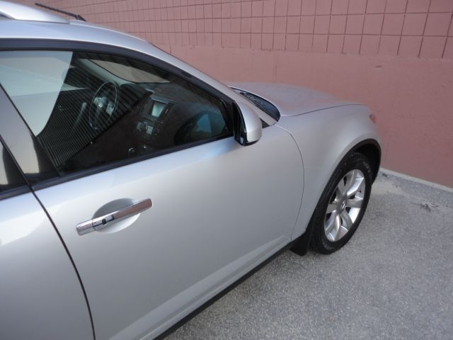 Infiniti FX35 2006 photo 27
