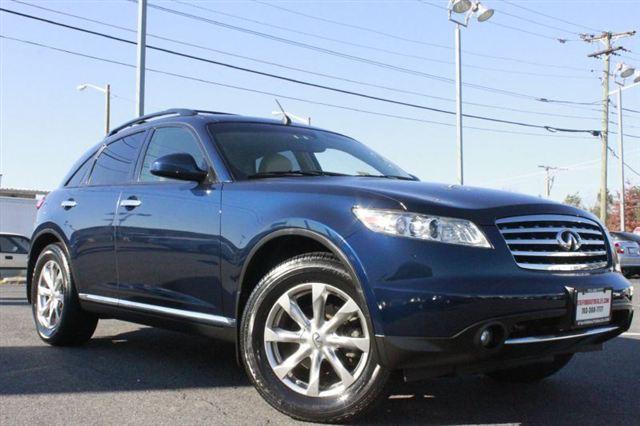 Infiniti FX35 4x4 W/ Moonroof, Leather, Chrome Wheelstow Sport Utility