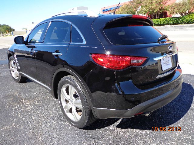 Infiniti FX35 2009 photo 2