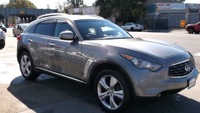 Infiniti FX35 2009 photo 3