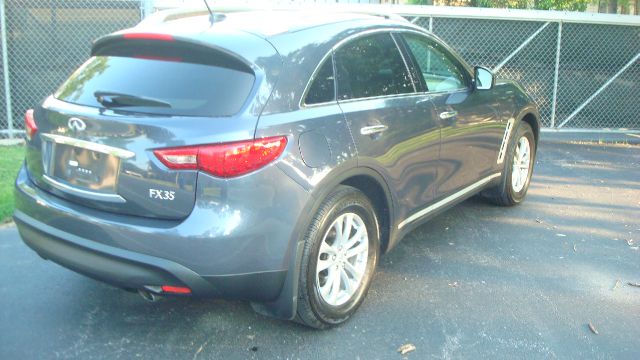 Infiniti FX35 2009 photo 2
