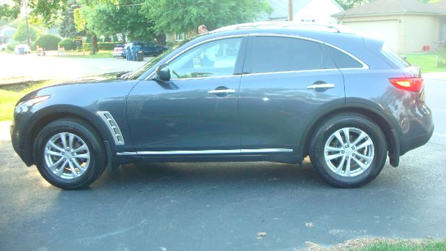 Infiniti FX35 2009 photo 4
