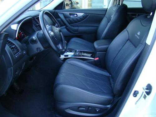 Infiniti FX35 2010 photo 5
