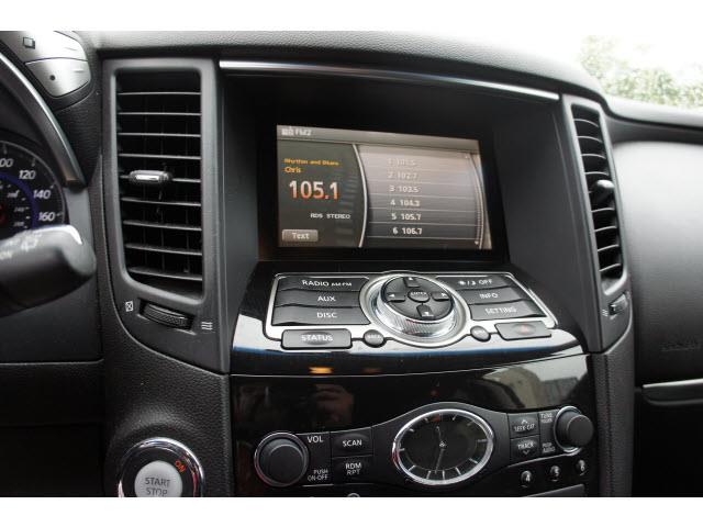 Infiniti FX35 2010 photo 14