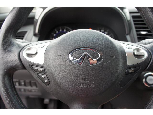 Infiniti FX35 2010 photo 9