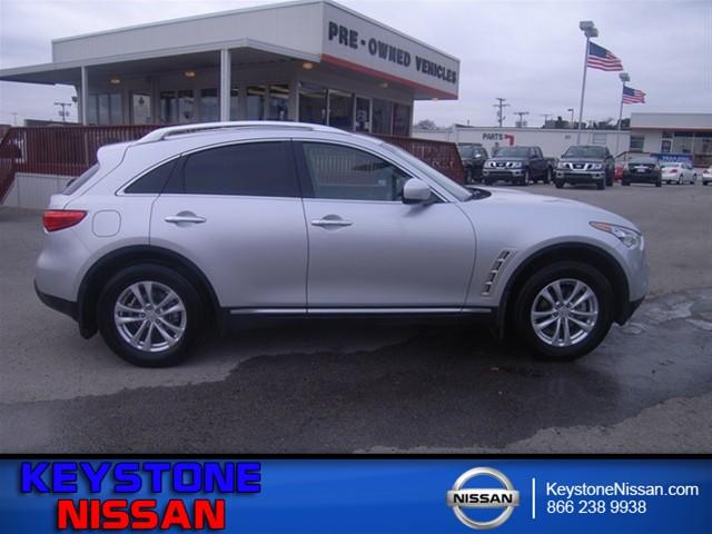 Infiniti FX35 Premium Unspecified