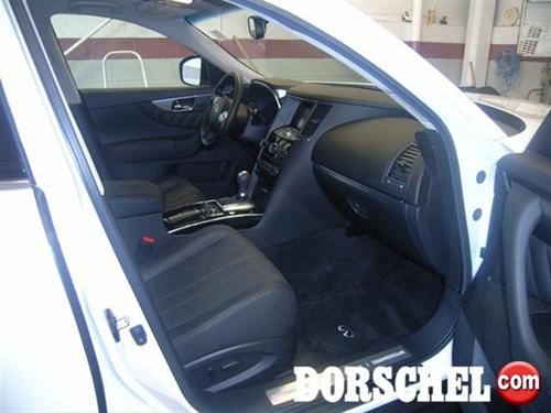Infiniti FX35 2010 photo 3