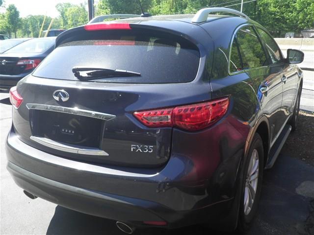 Infiniti FX35 2011 photo 5