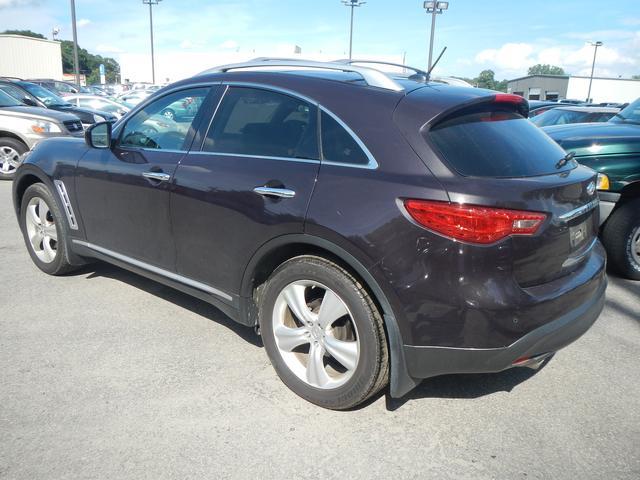 Infiniti FX35 2011 photo 4