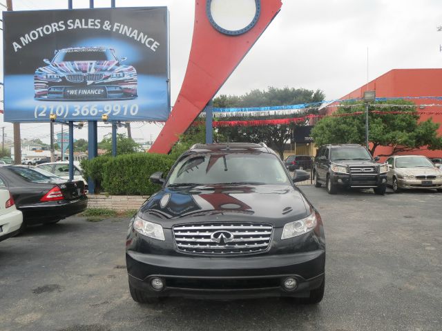 Infiniti FX45 2004 photo 4