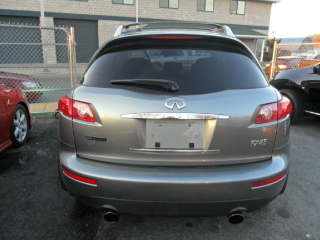 Infiniti FX45 2004 photo 1